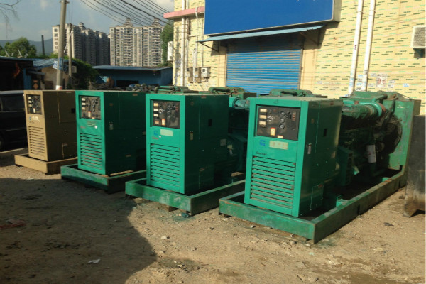 東莞300kw發(fā)電機(jī)現(xiàn)貨出售