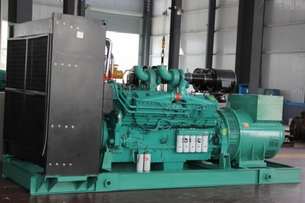 柴油發(fā)電機組在港機的應用