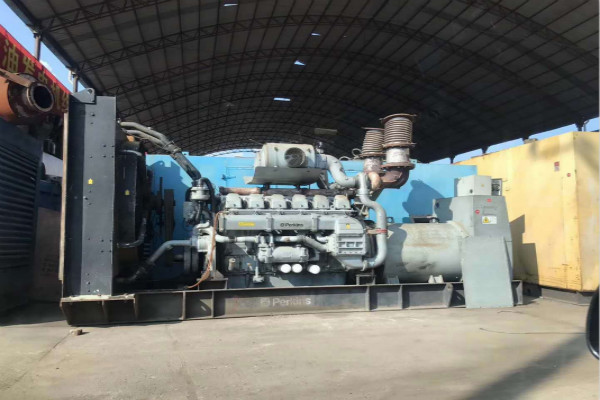 進(jìn)口柴油發(fā)電機(jī)橫瀝鎮(zhèn)租賃公司