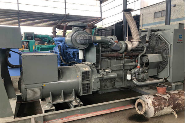 東莞展耀講述：柴油發(fā)電機組怎么接電