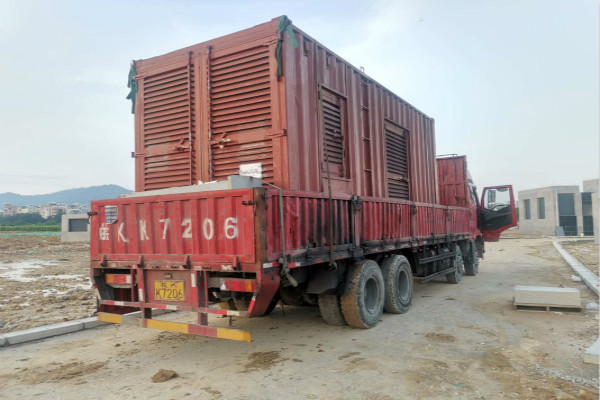 工地常用600kw柴油發(fā)電機(jī)組