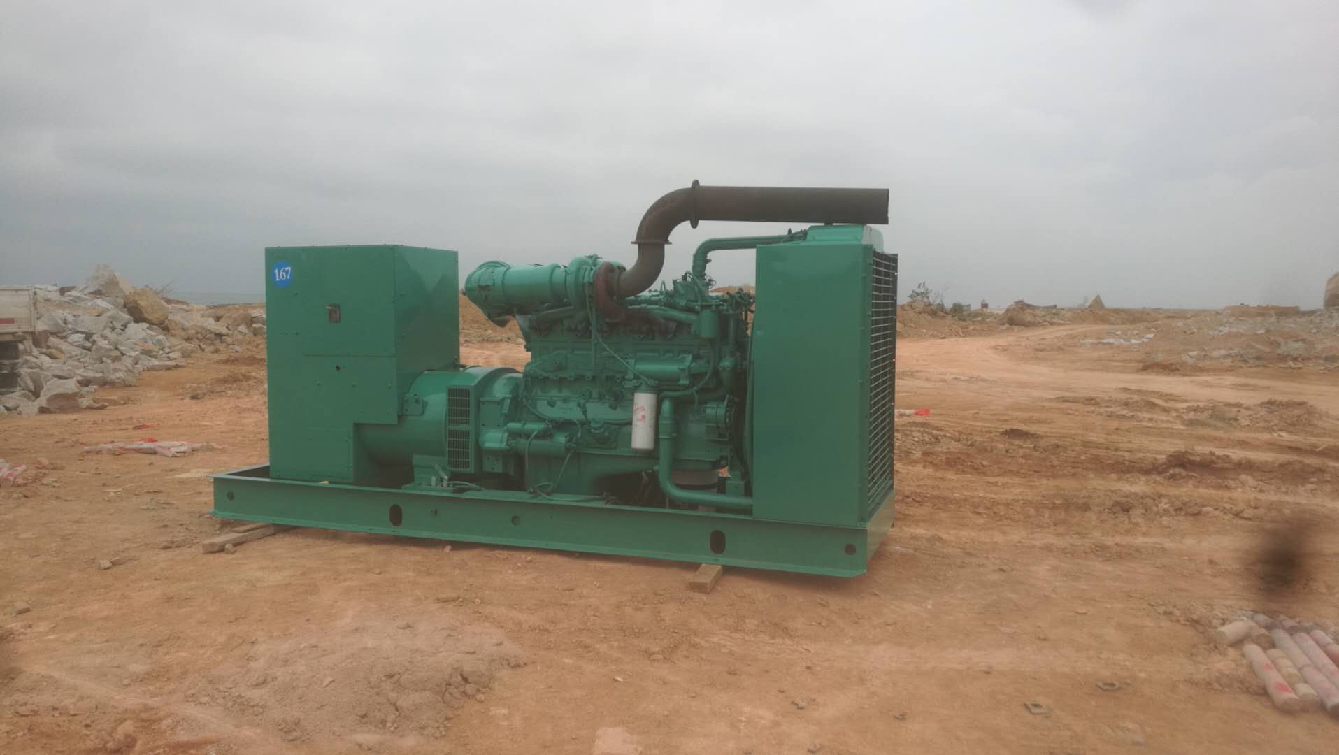 出租發(fā)電機(jī)哪里有之發(fā)電機(jī)組活塞燒損斷裂原因分析